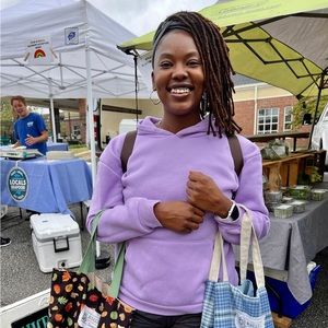 Meet your Posher, Courtney